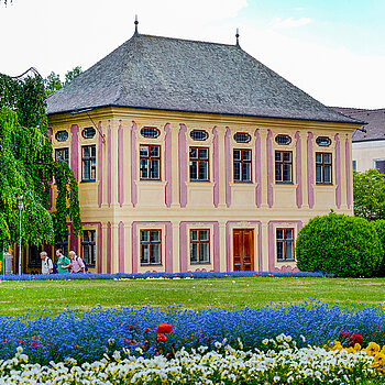 Im parkähnlichen Weihenstephaner Hofgarten steht das „Salettl“, das einstige barocke Sommercasino der Äbte. (Foto: Sabina Kirchmaier)