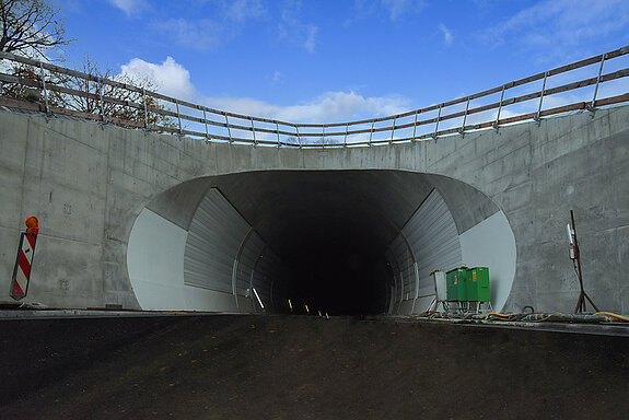 Das Nordportal des Tunnels. (Foto: Stadt Freising)