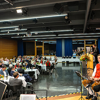 Bilder Festakt 10-Jahresfeier der Partnerschaften mit Innichen und Waidhofen. (Foto: Stadt Freising)