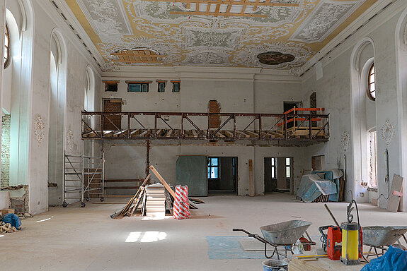 Im Asamtheater: Blick Richtung Empore. (Foto: Stadt Freising)