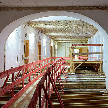 Dachsanierung und Deckenverstärkung im Asamgebäude Freising. 