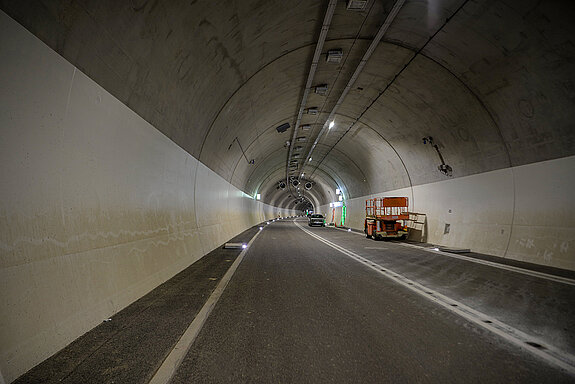 Blick in den 705 Meter langen Tunnel. (Foto: Stadt Freising)