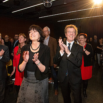 Sind begeistert von den Darbietungen der „Martin Keeser Tribute Band“: Beate und Martin Keeser.