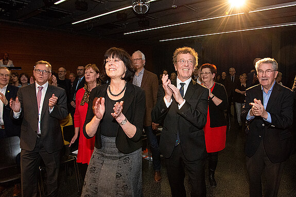 Sind begeistert von den Darbietungen der „Martin Keeser Tribute Band“: Beate und Martin Keeser.