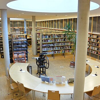 Bild der Roman- und Sachbuchbibliothek der Stadtbibliothek Freising
