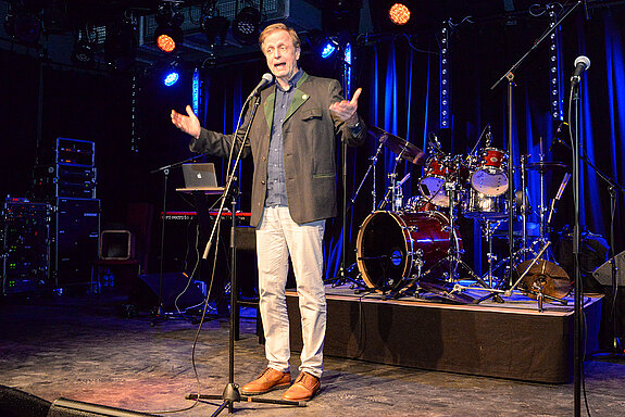 Schüttelreim-Meister und Comedian Ludwig Müller aus Oberösterreich