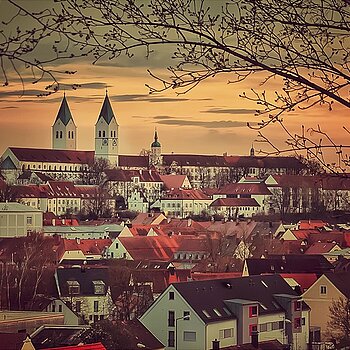 Siegerbild des Fotowettbewerbs Schöner Blick für die Grünen Hänge in Freising von Daniela Schmitt.