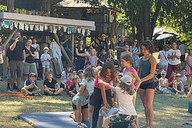 Beste Stimmung bei hochsommerlichen Temperaturen am Sebaldhaus.