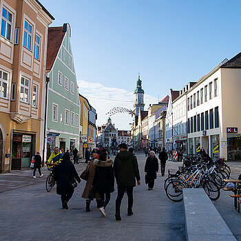 Der barrierefreie Umbau steigert die Aufenthaltsqualität in der Innenstadt. (Foto: Stadt Freising)