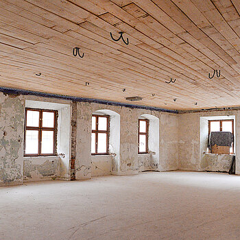 Blick in den neuen Veranstaltungssaal in der Südost-Ecke des Asamgebäudes. (November 2020/Foto: Stadt Freising)