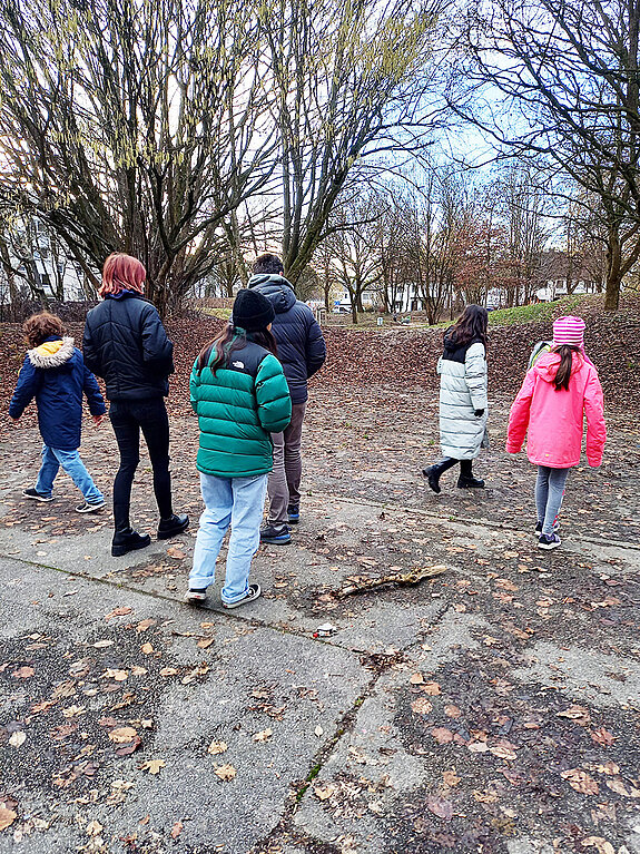 Spielplatz Begehung. 