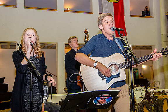 "Mieke and the Boys" ist eine junge Band, die aus der Musikschule hervorgegangen . (Foto: Stadt Freising)