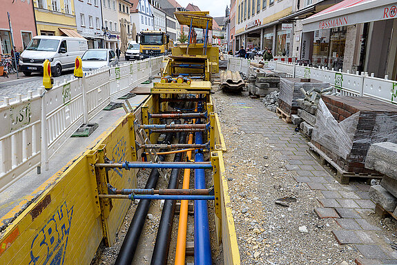 In der Unteren Hauptstraße wurde der Ausbau des Wärmenetzes 2020 bis zum Marienplatz forgesetzt. (Foto: Stadt Freising)