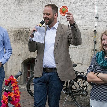 röffnung der Aktion „Mit dem Rad in der Stadt“ durch Oberbürgermeister Tobias Eschenbacher und die Klimaschutzmanagerin Marie Hüneke.