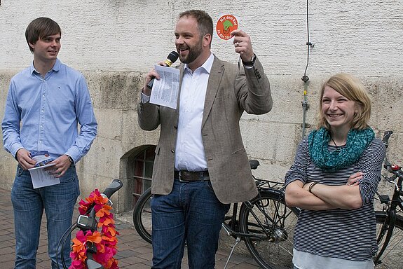 röffnung der Aktion „Mit dem Rad in der Stadt“ durch Oberbürgermeister Tobias Eschenbacher und die Klimaschutzmanagerin Marie Hüneke.