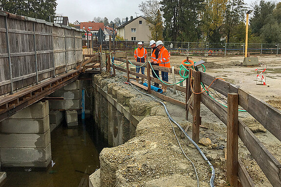 Ortstermin: OB Eschenbacher am Fußgängertunnel an der Bachstraße.