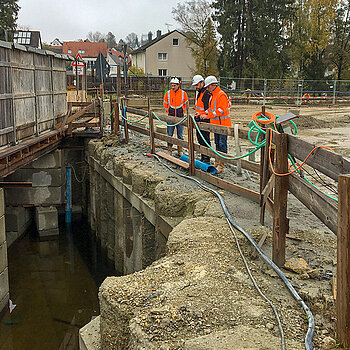 Ortstermin: OB Eschenbacher am Fußgängertunnel an der Bachstraße.