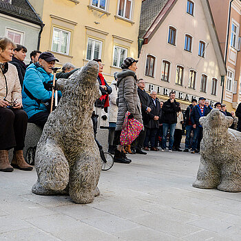 Auch die vor allem bei Kinder beliebte Bären-Gruppe hat wieder ihren Platz gefunden. (Foto: Stadt Freising)