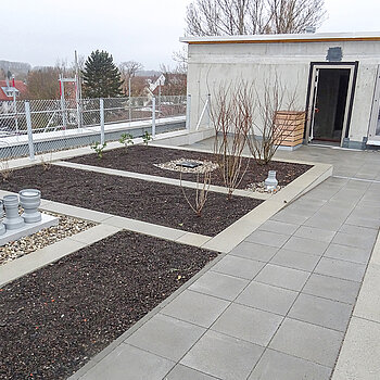 Gemeinschaftliches Gärtnern mitten in der Stadt: Die Dachflächen bieten Platz für „urban gardening“. (Foto: Stadt Freising)