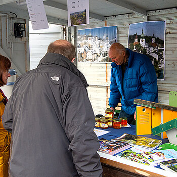 Korbiniansmarkt rund um den Roider-Jackl- Brunnen - Stand von Waidhofen a.d. Ybbs. (Foto: Stadt Freising)