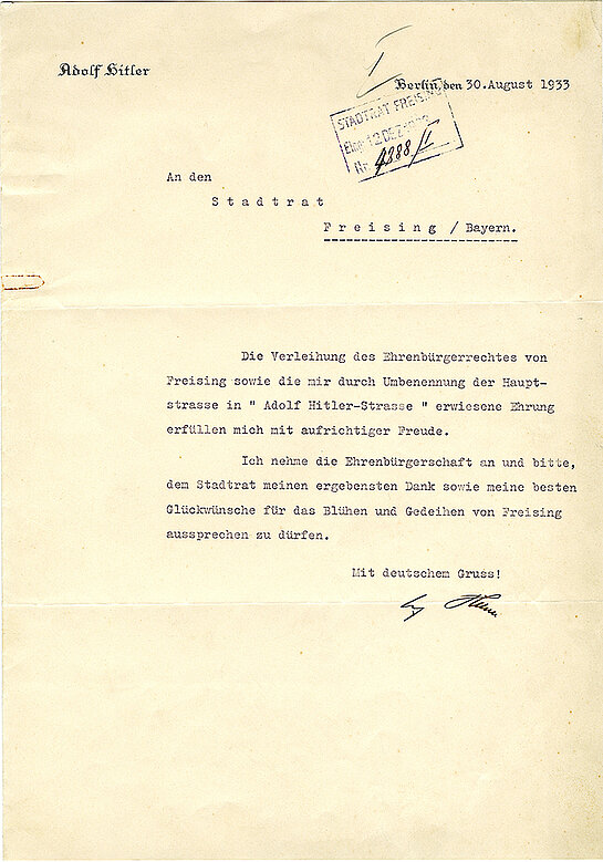 Schreiben vom 30. August 1933 durch Adolf Hitler, anläßlich der Verleihung des Ehrenbürgerrechts von Freising.