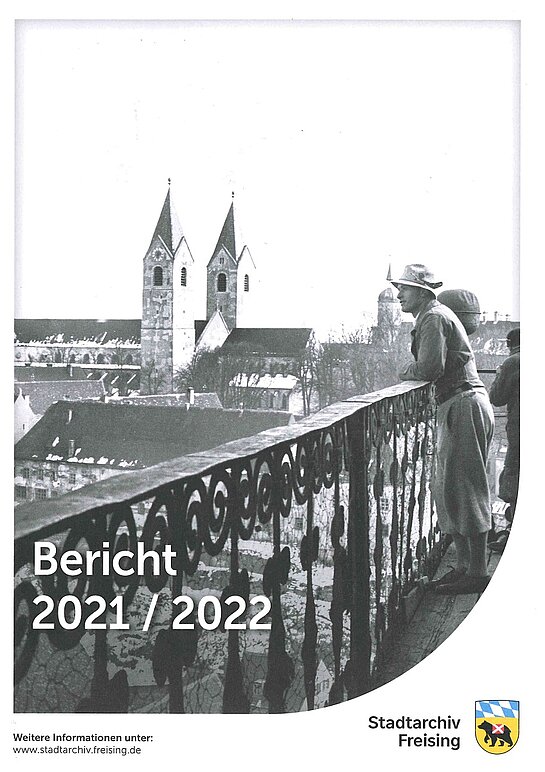 Jahresbericht des Stadtarchivs Freising 2021/22.