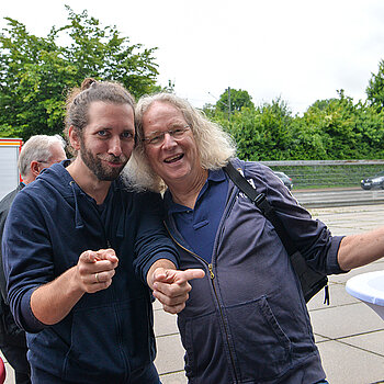Immer gut gelaunt: Marc Hanow (rechts) und Julian Hobmeier - besser bekannt als Singer-Songwriter-Duo Apollon's Smile.