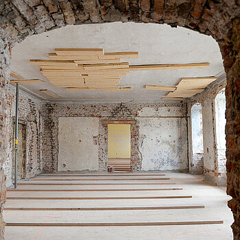 Durchblicke - und nach Fertigstellung ein neuer Bereich für das vergrößerte Stadtmuseum. (Foto: Stadt Freising)