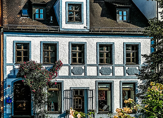 Prachtvolle Fassade mit vielen Details: Haus am Rindermarkt. (Foto: Matthias Weniger)