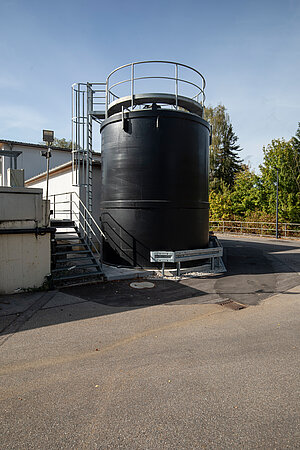 Fällmittelanlage Belebungsstraße 1, Kläranlage Freising (Foto: JS Deutschland) Fällmittelanlage Belebungsstraße 1, Kläranlage Freising (Foto: JS Deutschland)