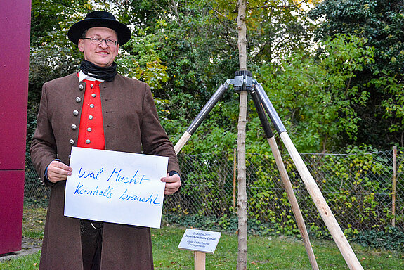 Wolfgang Dötterböck, Stadtkapelle Freising sagt: "Ich bin dabei, weil Macht Kontrolle braucht."