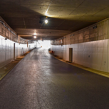 Blick Richtung Südportal des Tunnels. (Foto: Stadt Freising) 