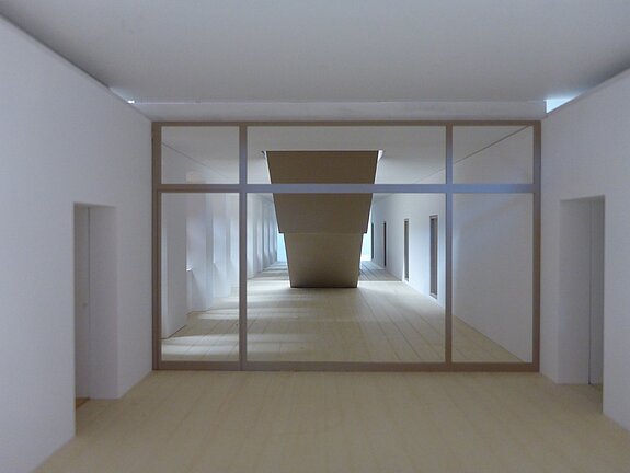 Modell des neuen Stadtmuseums mit Treppe