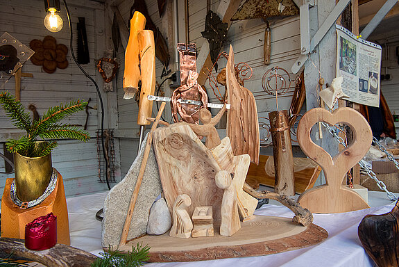 Korbiniansmarkt rund um den Roider-Jackl- Brunnen - Stand Obervellach. (Foto: Stadt Freising)