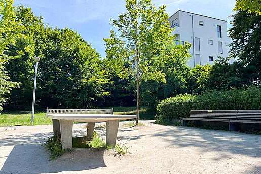 Spielplätze sind auch in Freising Orte der Begegnung - und alle sollten aufeinander Rücksicht nehmen!
