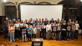 Die strahlenden Sieger des Stadtradelns 2026 bei der feierlichen Siegerehrung.