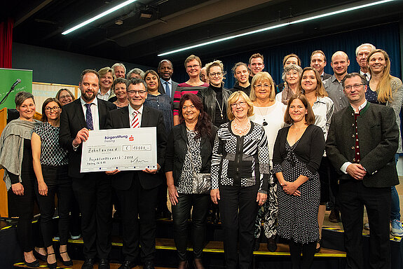 Im Rahmen des Projektwettbewerbs "10 Jahre Bürgerstiftung" wurden 10.000 Euro an Vereine und Institutionen verteilt. (Foto: Stadt Freising)