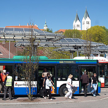 Öffentlicher Nahverkehr: Busse erschließen nicht nur das Stadtgebiet Freising, sondern verbinden Freising auch mit der Region. (Foto: MASELL)