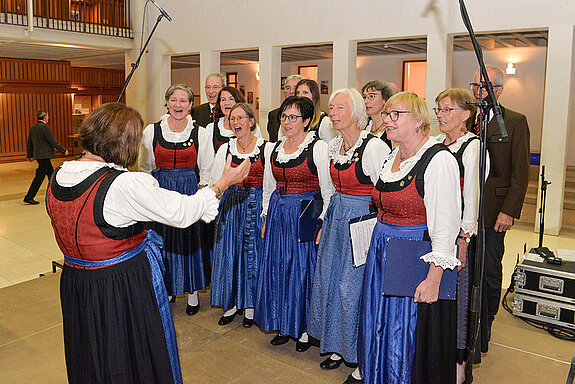 Musikalischer Gruß des Obervellacher Chors. (Foto: Stadt Freising)