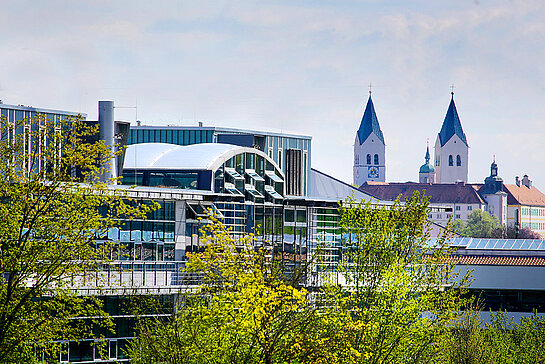 Campus Weihenstephan mit Domtürmen