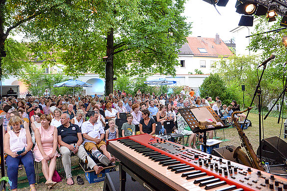 Gleich geht´s los: Mit "A Night of Funk & Soul" startet das zweiwöchige Sommer Wunder-Programm.  (Foto: Stadt Freising)