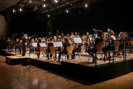 Die Stadtkapelle Freising lädt 17. Mai 2025 zu ihrem Jahreskonzert in die Luitpoldhalle. (Foto: Oliver Klages) 